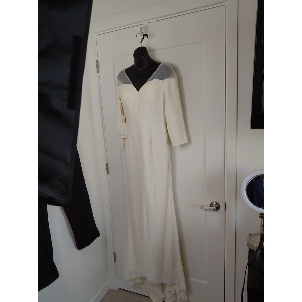 LanTing Bride Women's Wedding Dress Size 4 3/4 Sleeve V-neck NWT Cream Beautiful